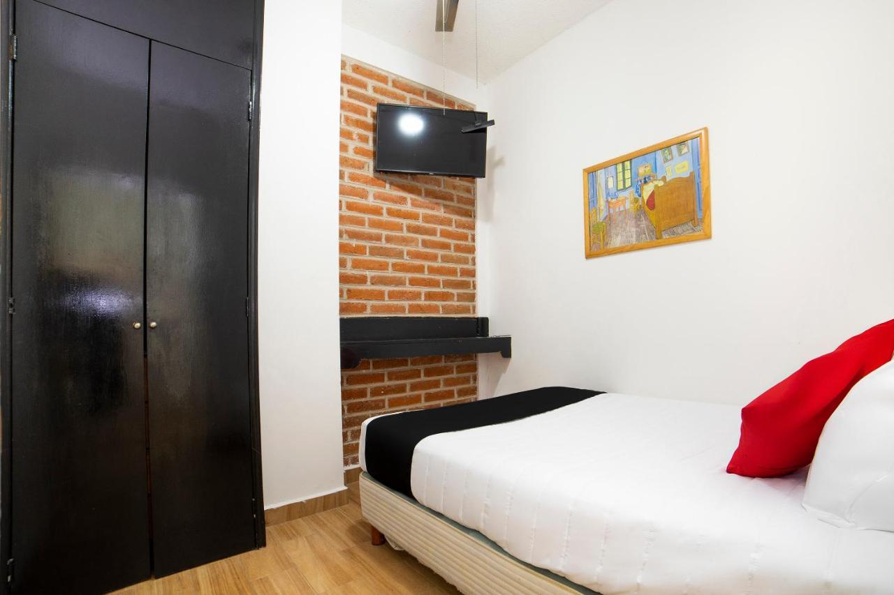Amueblados San Isidro Hotel León Esterno foto