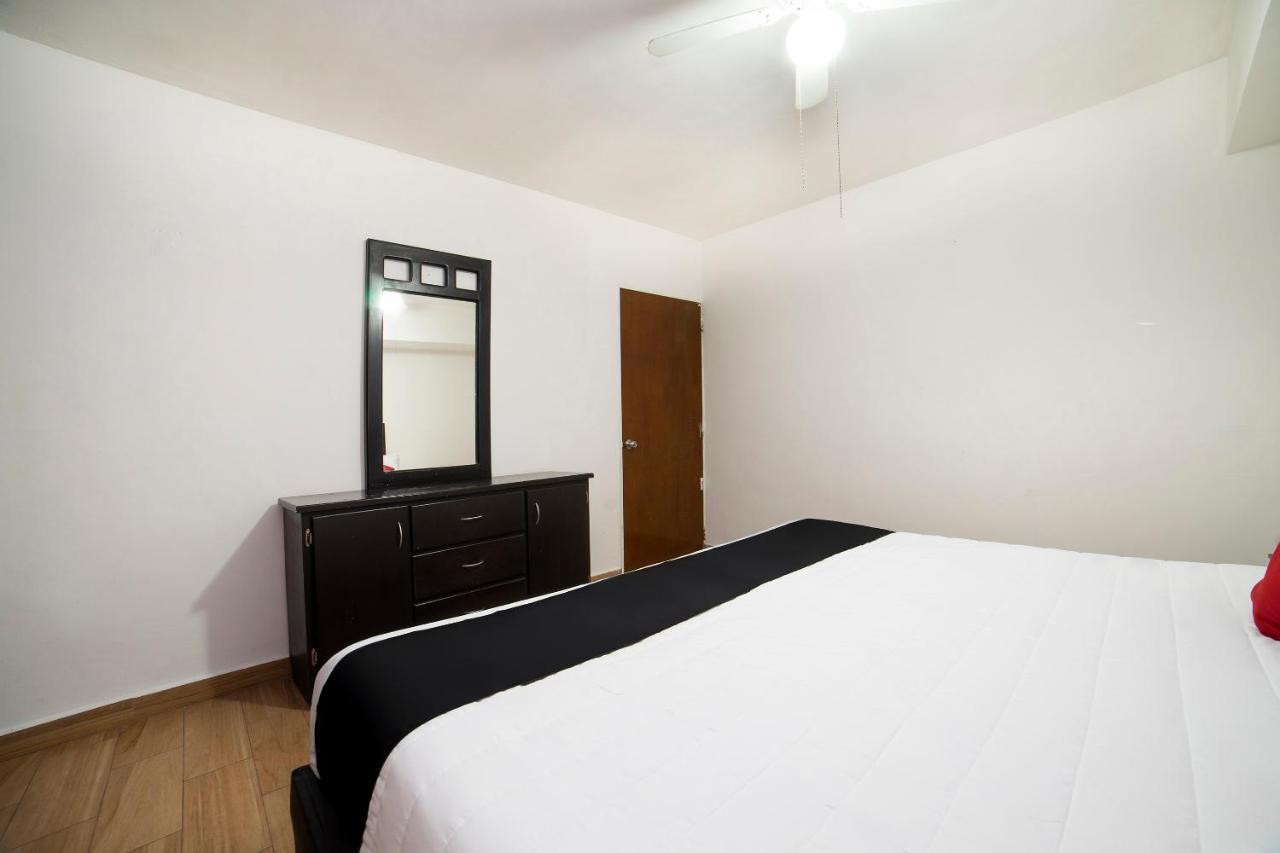 Amueblados San Isidro Hotel León Esterno foto